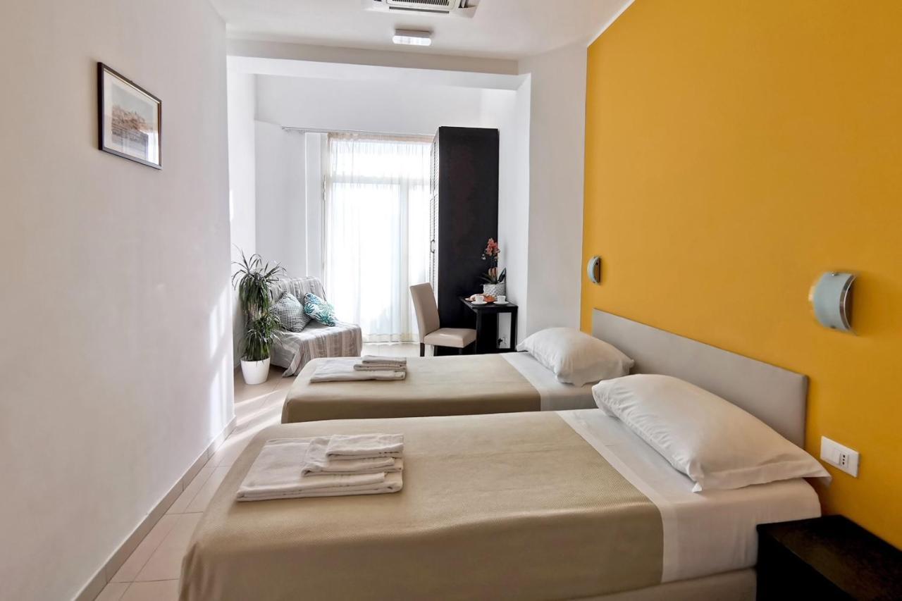 Hotel Poetto Cagliari Exterior foto